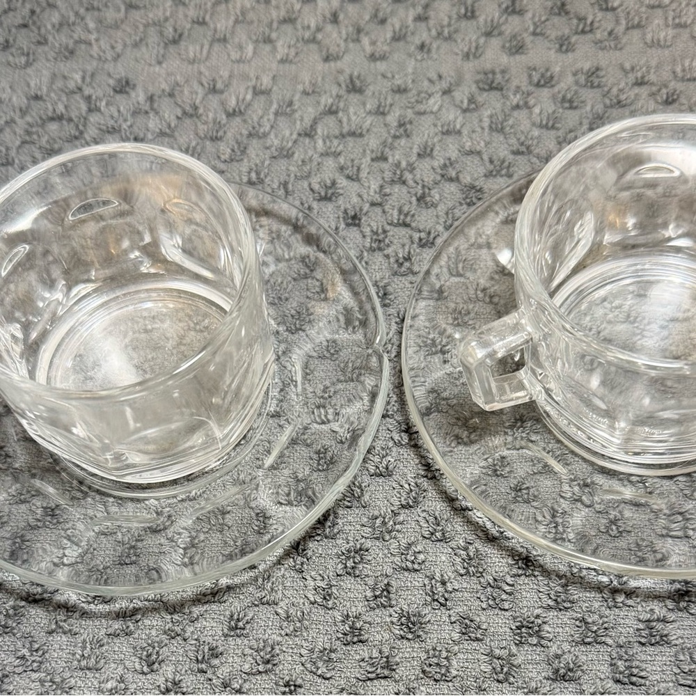 2-Vintage Retro 1970’s Arcoroc Octime Clear Glass Teacup and Saucer Set.